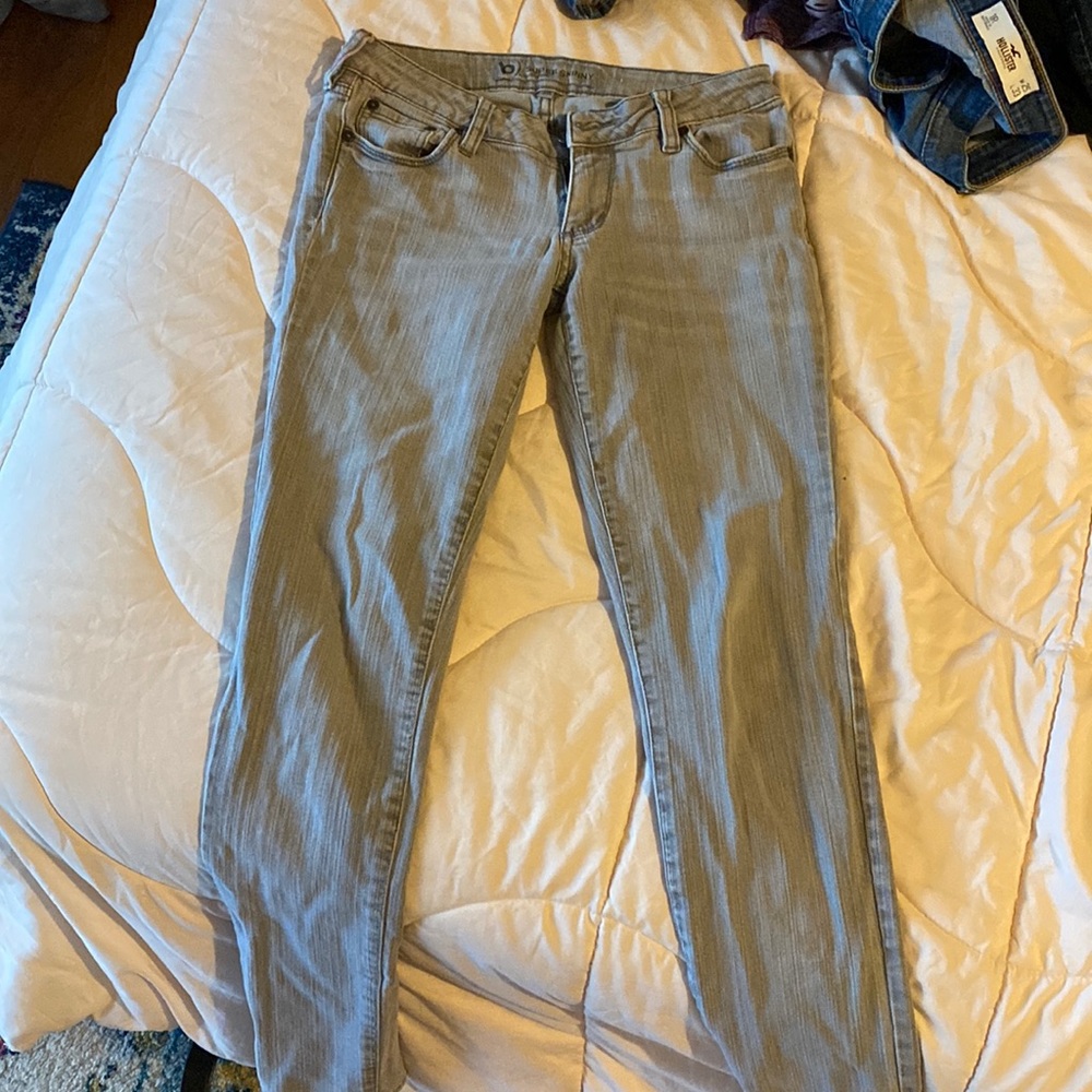 Light grey bullhead jeans